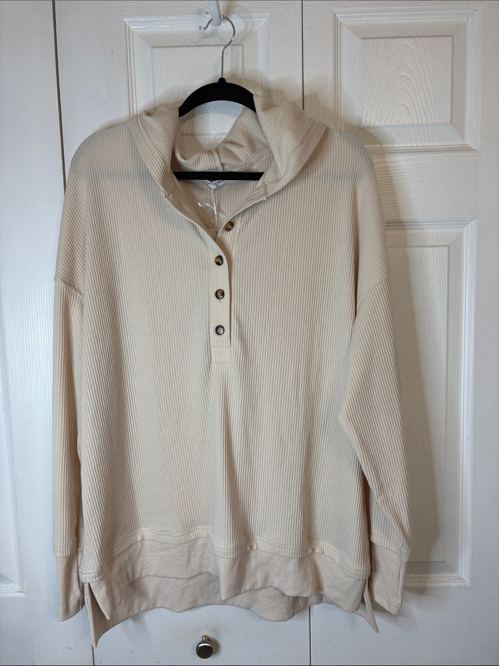 NWT XL Rib Knit Hooded Pullover Top - Cream Pretty Garden Button Henley